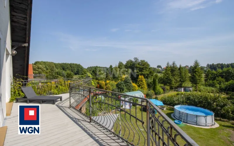 Dom na  sprzedaż Złotów - Dom w zabudowie bliźniaczej, 400 m2, 7 pokoi, ogród, staw - Złotów